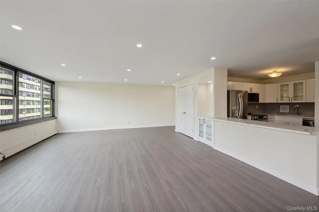 166-35 9th Avenue Beechhurst NY 11357
