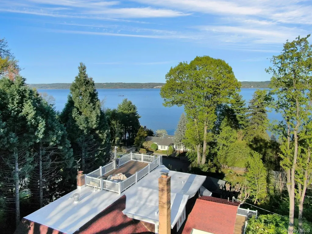 32 Laveta Place Nyack NY 10960