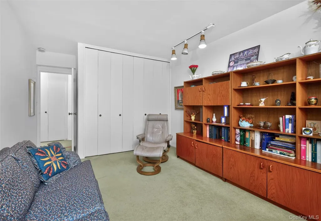 177 E Hartsdale Hartsdale NY 10530