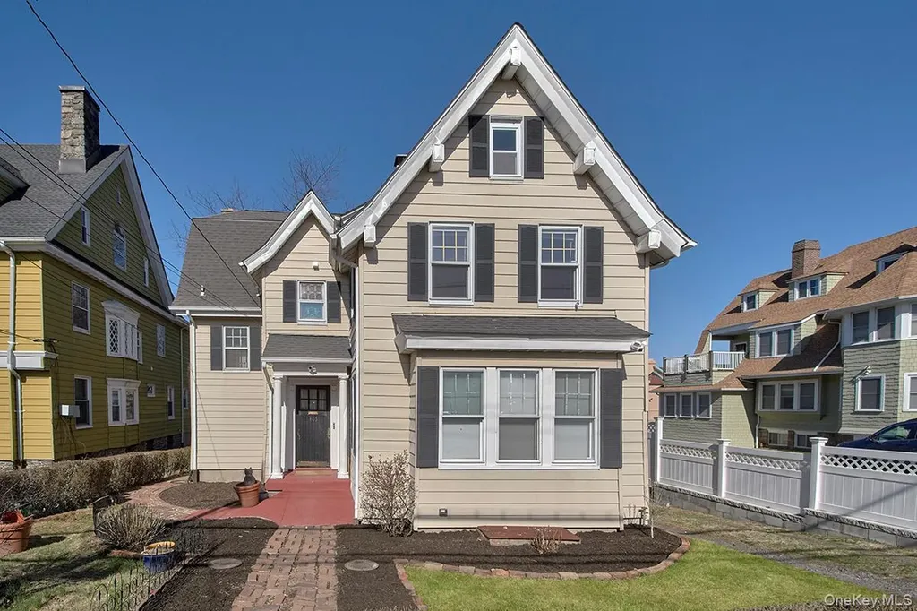 403 Palisade Avenue Yonkers NY 10703