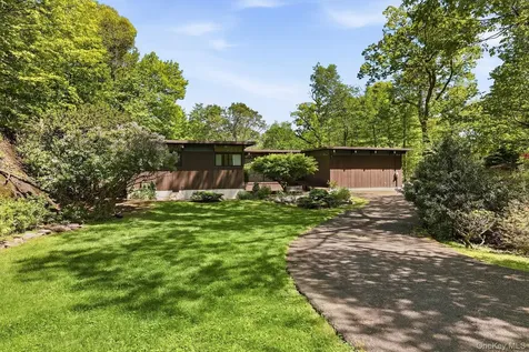 51 Eastern Drive Ardsley NY 10502