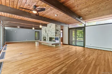 51 Eastern Drive Ardsley NY 10502