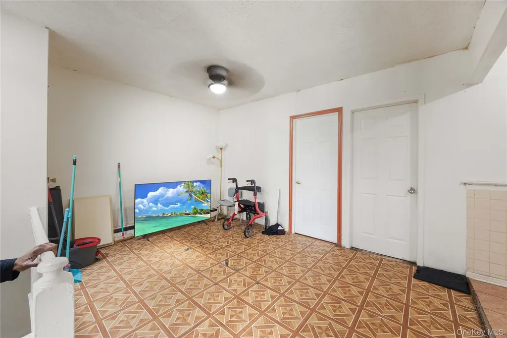 627 Commonwealth Avenue Bronx NY 10473