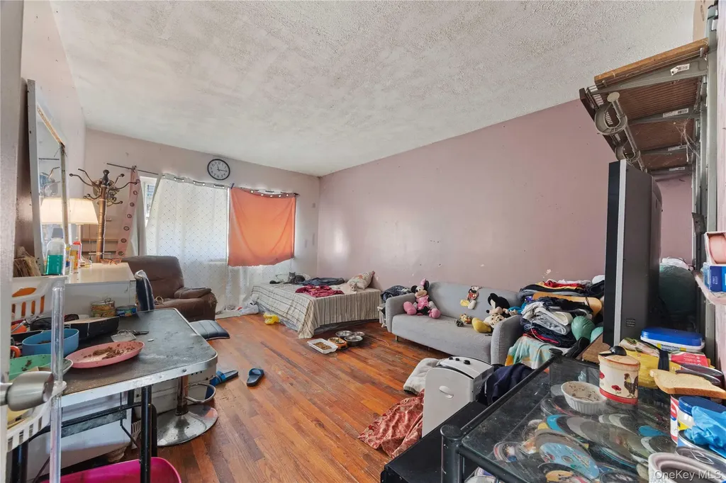 627 Commonwealth Avenue Bronx NY 10473