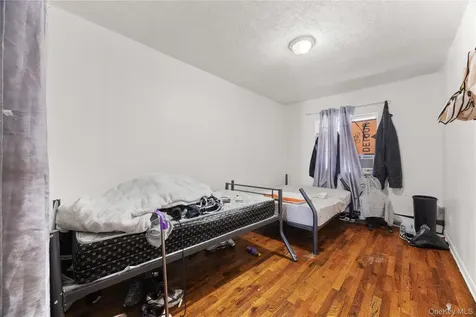 627 Commonwealth Avenue Bronx NY 10473