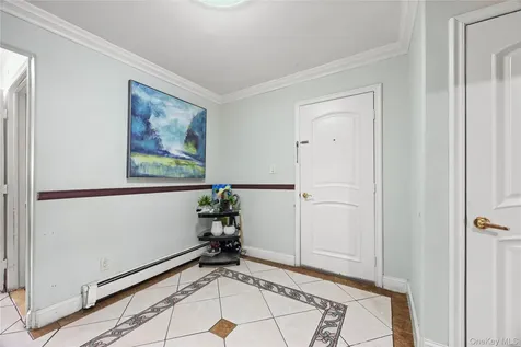 627 Commonwealth Avenue Bronx NY 10473