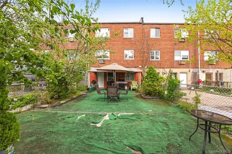 627 Commonwealth Avenue Bronx NY 10473
