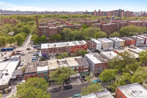 627 Commonwealth Avenue Bronx NY 10473