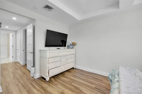 225 Stanley Avenue Mamaroneck NY 10543
