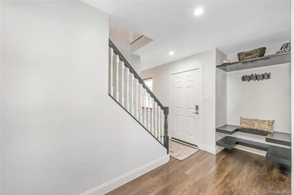 56 Arrowhead Avenue Riverhead NY 11901