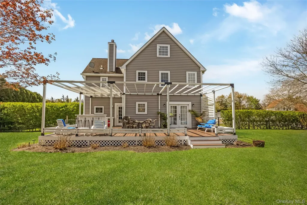 56 Arrowhead Avenue Riverhead NY 11901