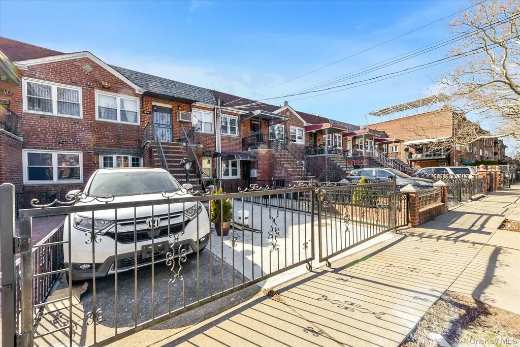 638 E 84th Street Brooklyn NY 11236