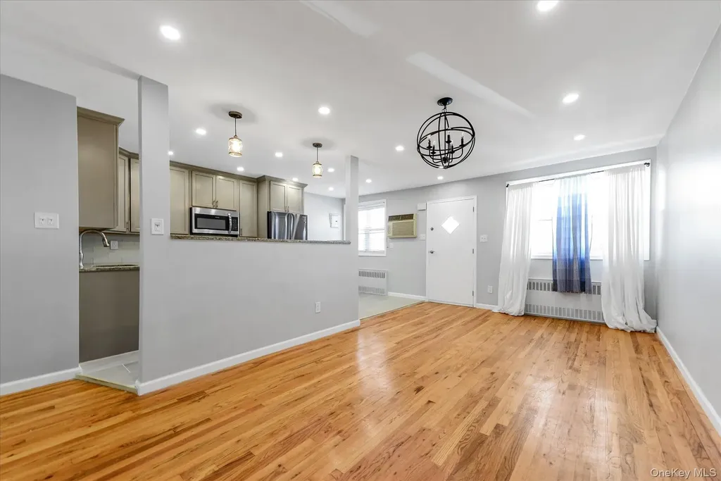 638 E 84th Street Brooklyn NY 11236