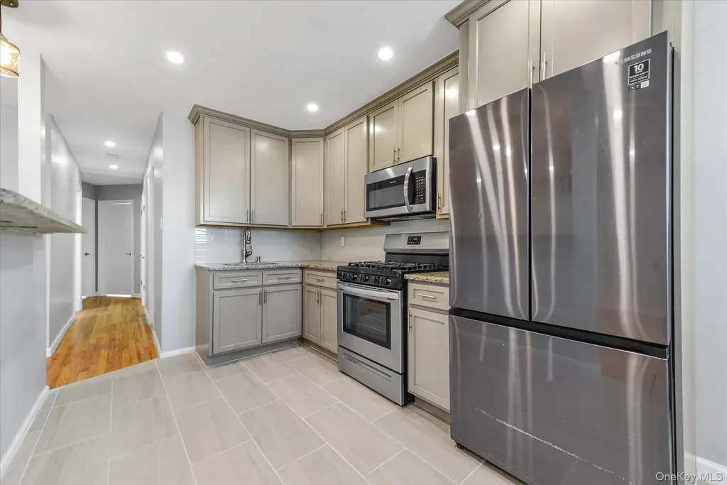 638 E 84th Street Brooklyn NY 11236