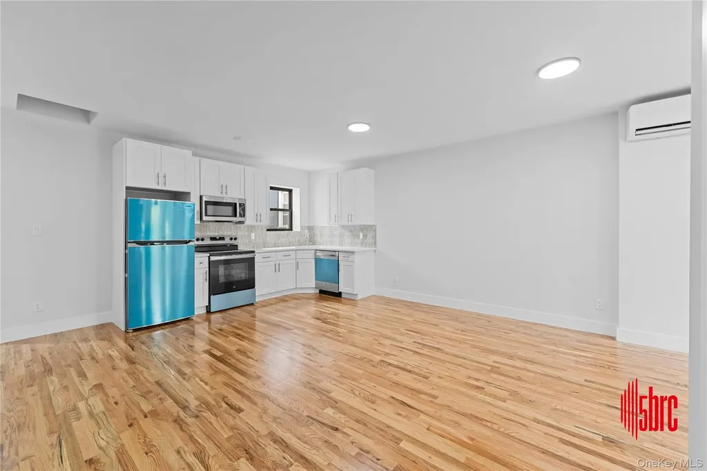 405 Miller Avenue Brooklyn NY 11207
