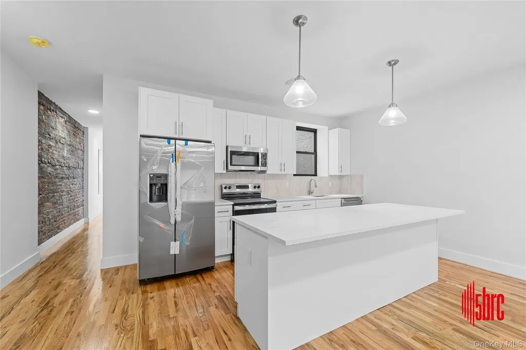 405 Miller Avenue Brooklyn NY 11207
