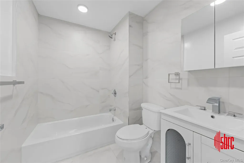 405 Miller Avenue Brooklyn NY 11207