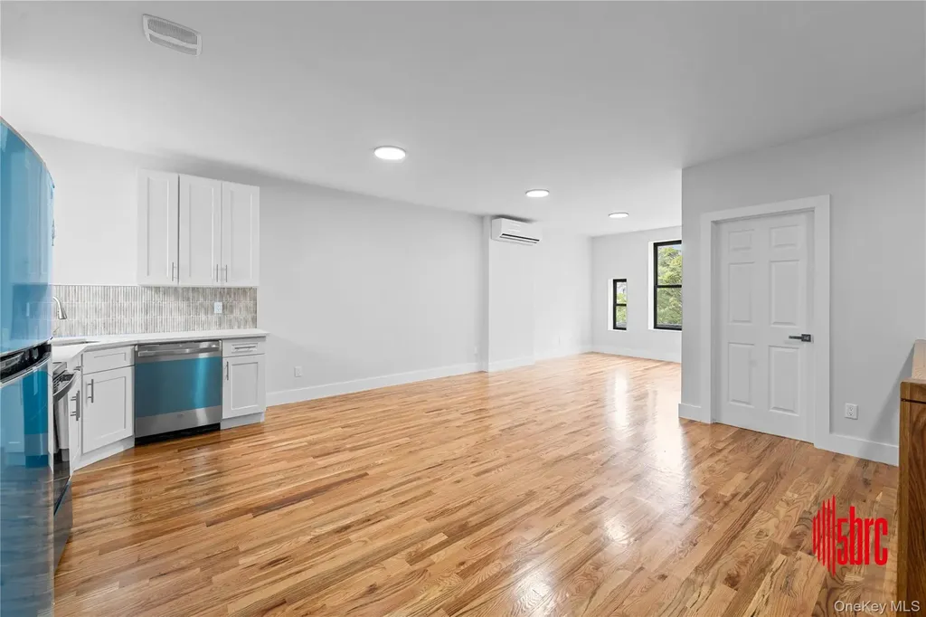 405 Miller Avenue Brooklyn NY 11207