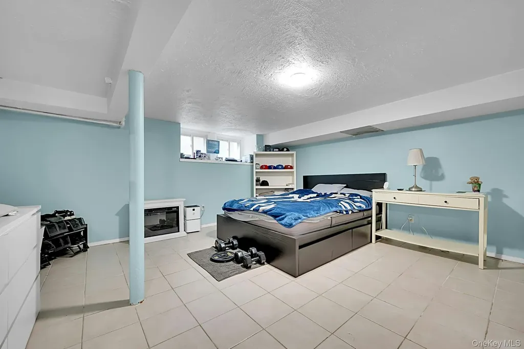 370 Park Hill Avenue Yonkers NY 10705
