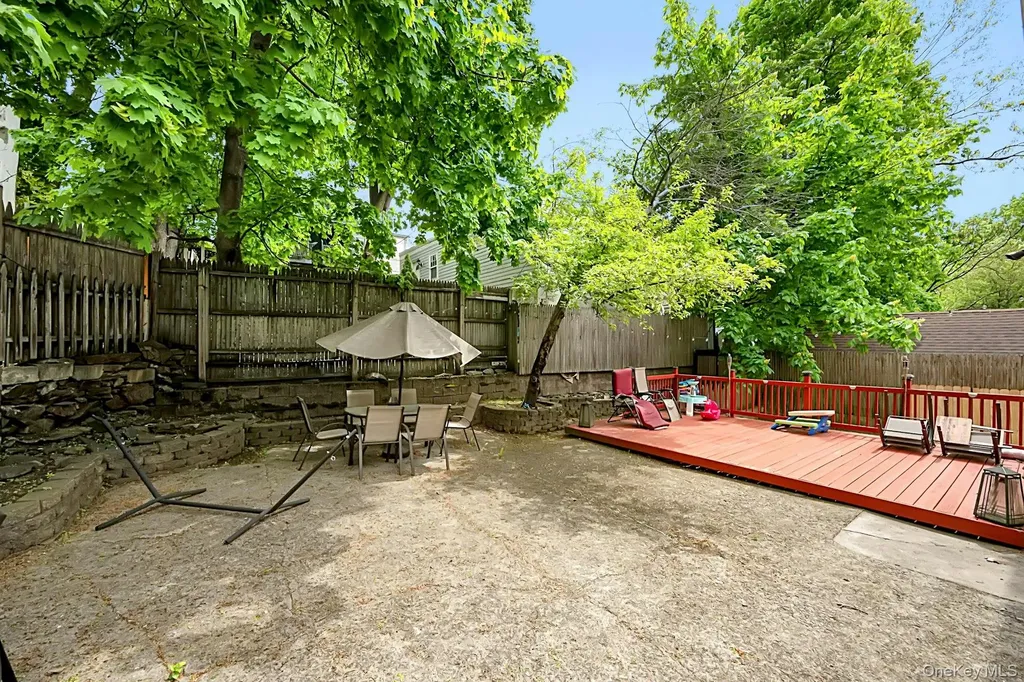 370 Park Hill Avenue Yonkers NY 10705