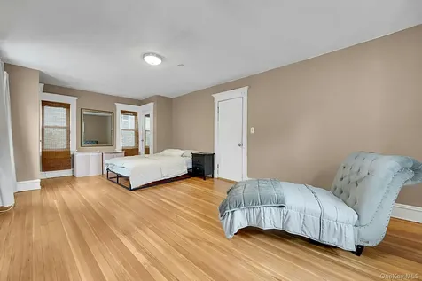 370 Park Hill Avenue Yonkers NY 10705