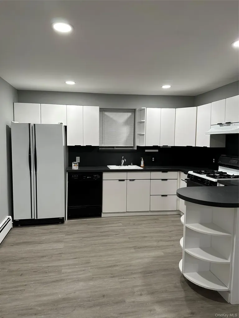 60 Veltri Lane Yonkers NY 10704