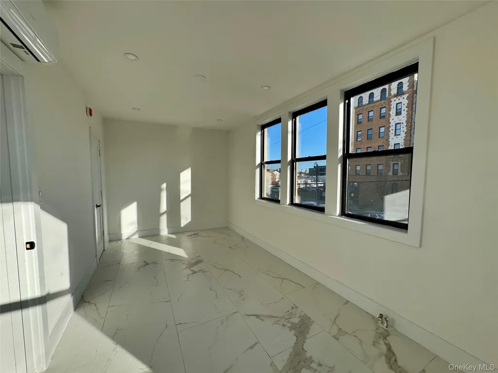 315 Riverside Boulevard Long Beach NY 11561