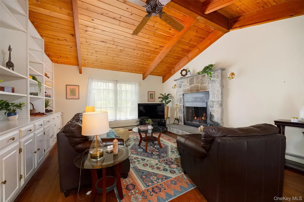 33 Willow Brook Ridge Clinton Corners NY 12514