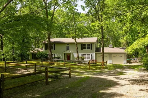 33 Willow Brook Ridge Clinton Corners NY 12514