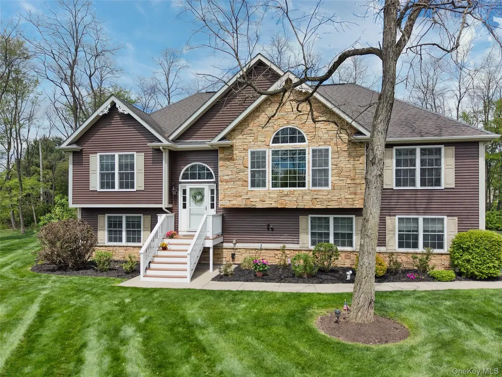 40 Paulette Lane Wappingers Falls NY 12590