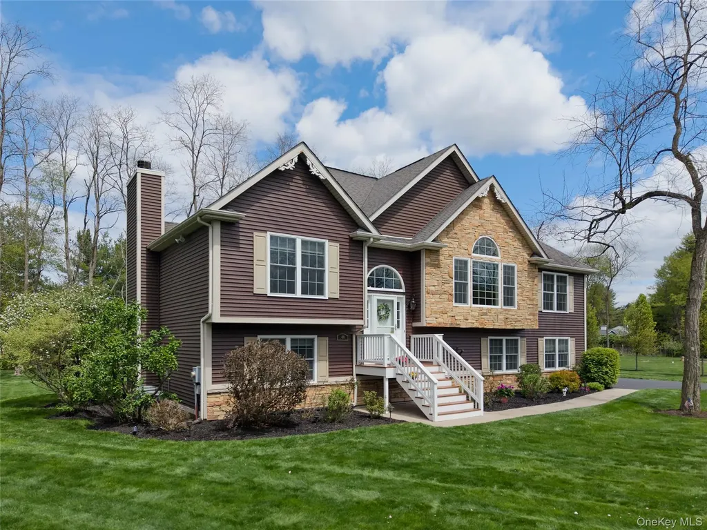 40 Paulette Lane Wappingers Falls NY 12590