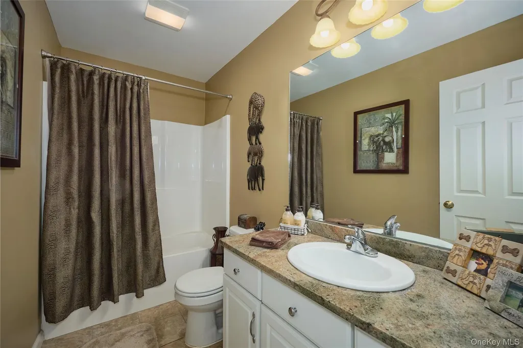 40 Paulette Lane Wappingers Falls NY 12590