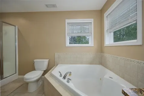 40 Paulette Lane Wappingers Falls NY 12590
