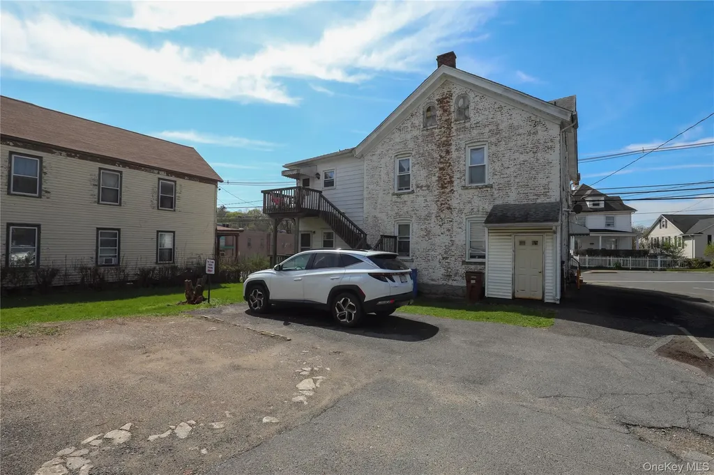 498 Delaware Avenue Kingston NY 12401