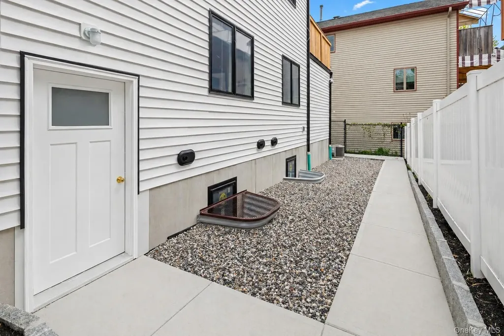 8 1st Street Spring Valley NY 10977