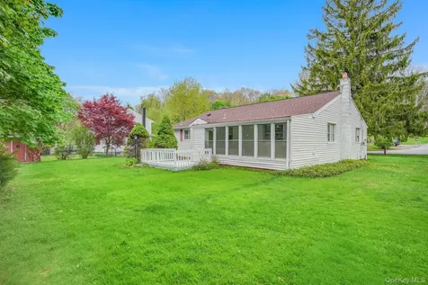 4 Cherry Lane Poughkeepsie NY 12601