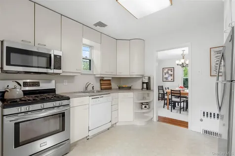 174 Sparks Avenue Pelham NY 10803
