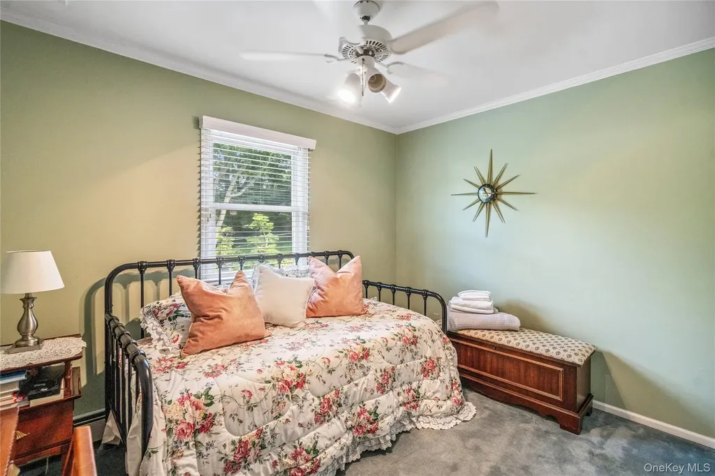 6 Cedar Avenue Locust Valley NY 11560