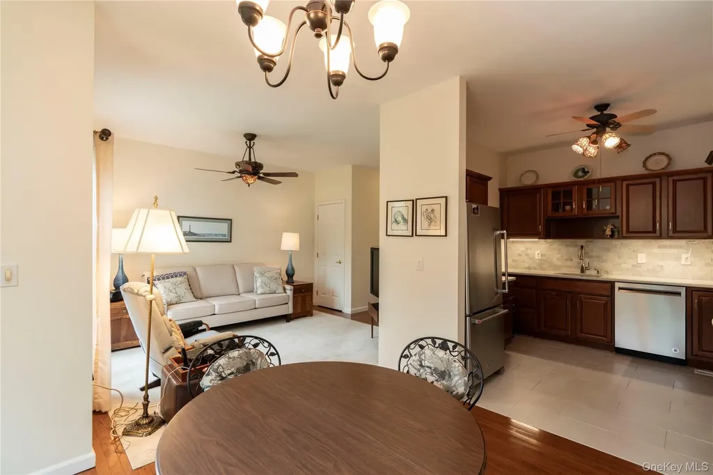 29 Aveonis Court Fishkill NY 12524