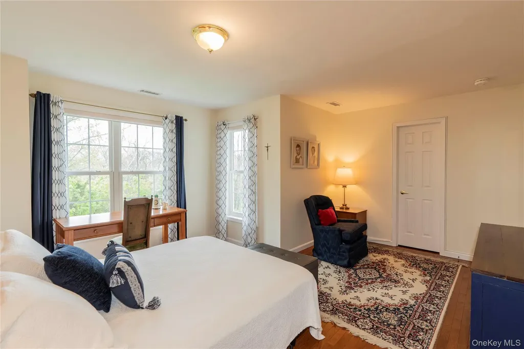 29 Aveonis Court Fishkill NY 12524