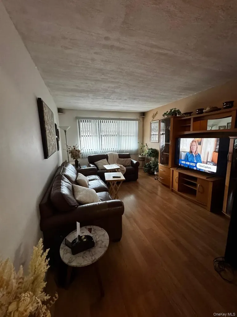 452 Saint Lawrence Avenue Bronx NY 10473