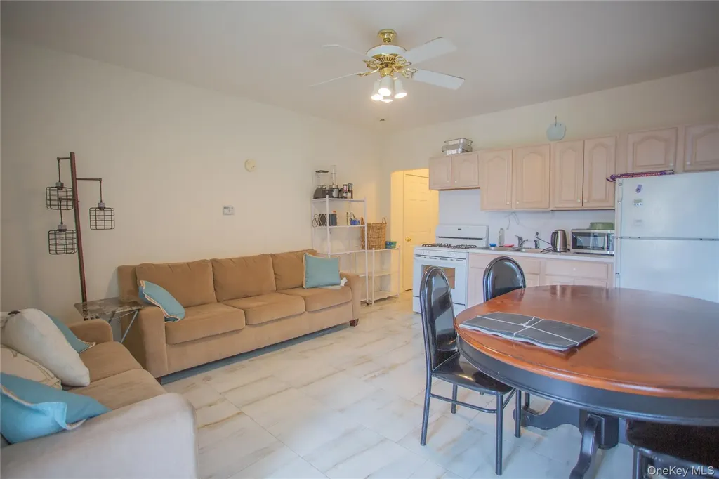 136 E Olive Street Long Beach NY 11561
