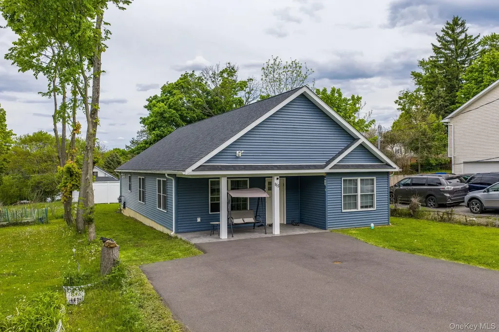 153 Ridgewood Avenue Middletown NY 10940
