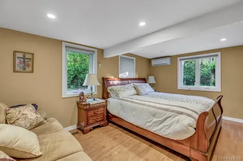 995 Red Fox Road Mattituck NY 11952