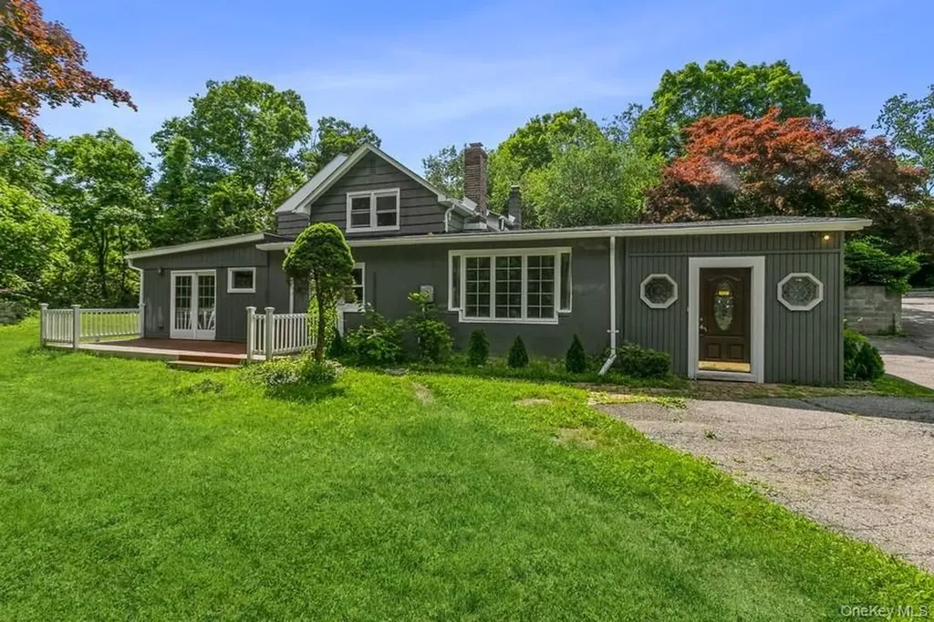 465 Kennicut Hill Road Mahopac NY 10541
