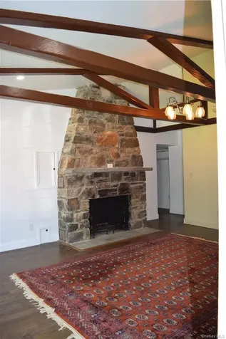 465 Kennicut Hill Road Mahopac NY 10541