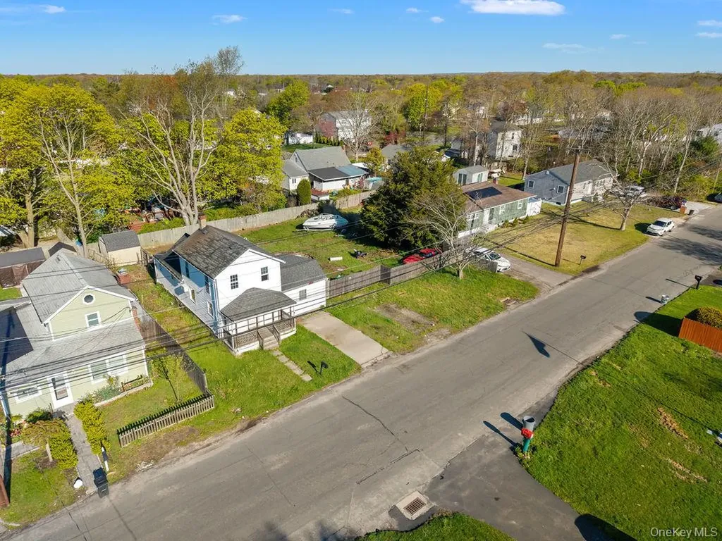 420 Taylor Avenue Patchogue NY 11772