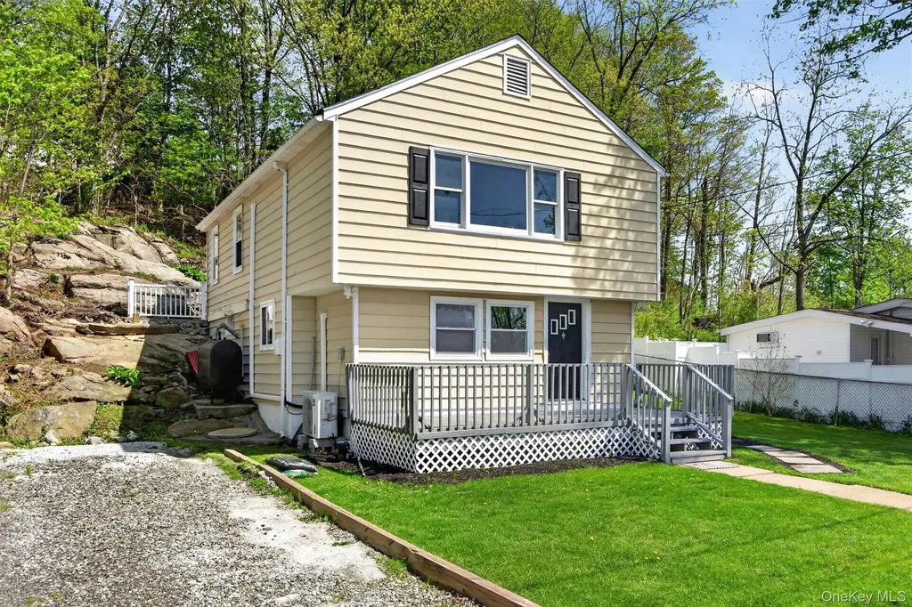 12 Montrose Drive Carmel NY 10512