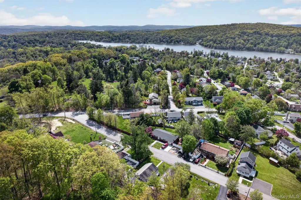 12 Montrose Drive Carmel NY 10512
