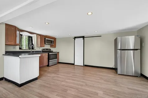 12 Montrose Drive Carmel NY 10512